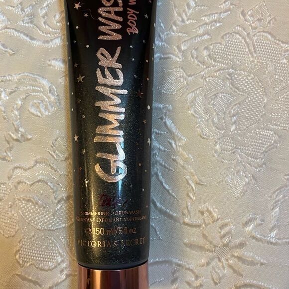 - 🛍Victoria’s Secret tease   💗Glimmer wash, Bady wash 5OZ - Picture 6 of 11